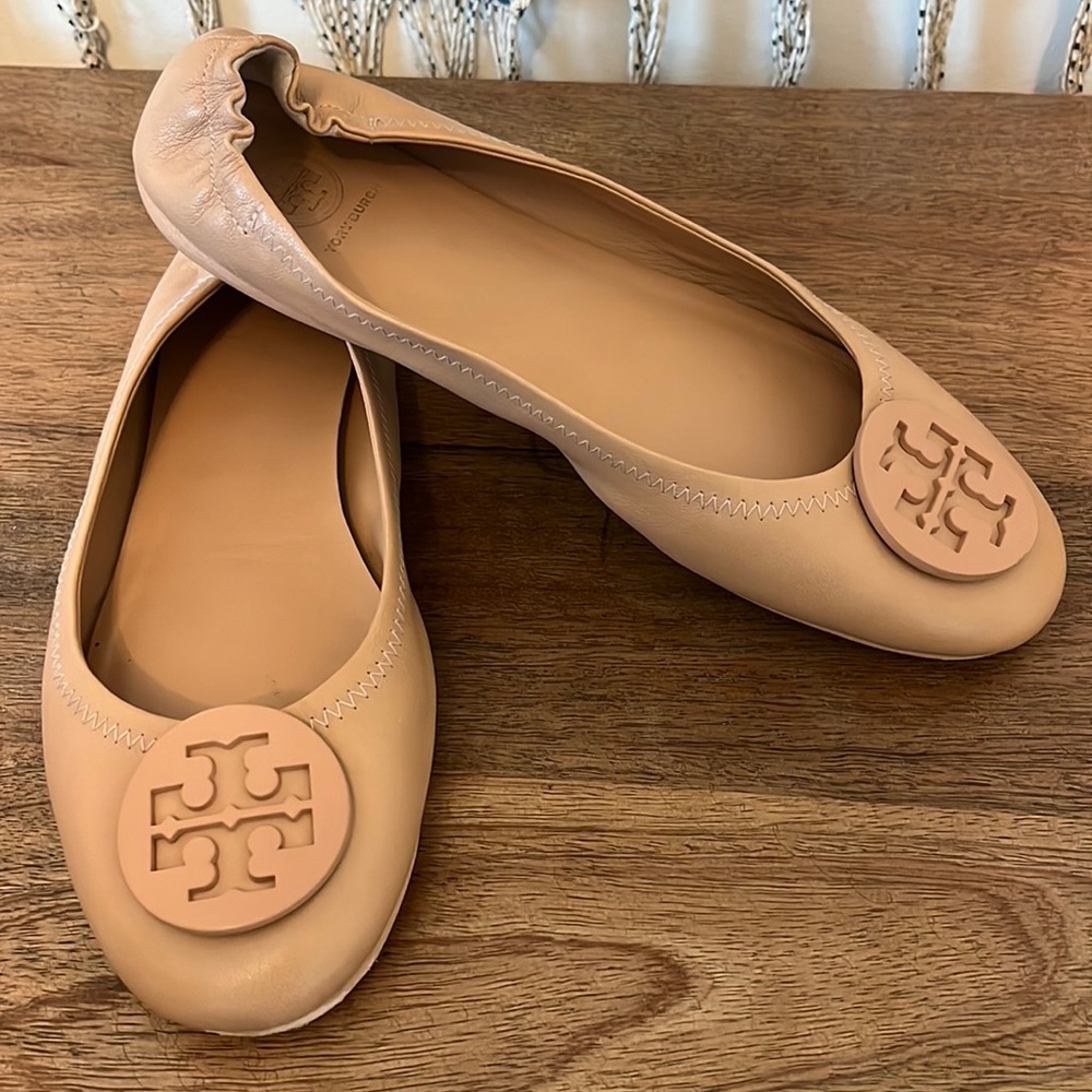 Tory Burch Minnie Travel Ballet - Goan Sand
